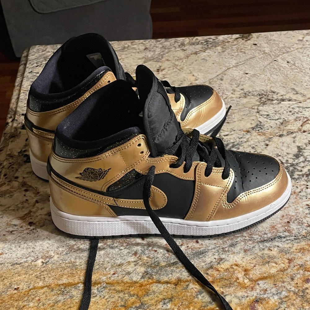 Jordan Kids Sneakers Black and Gold